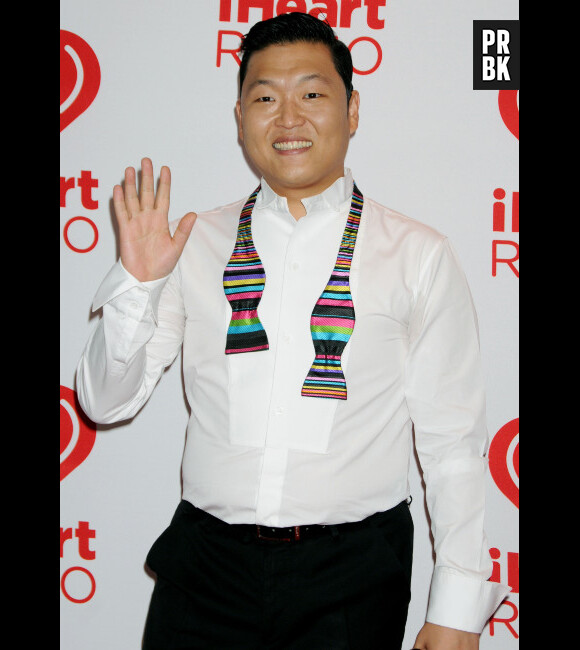 Justin Bieber est rattrapé par Psy !