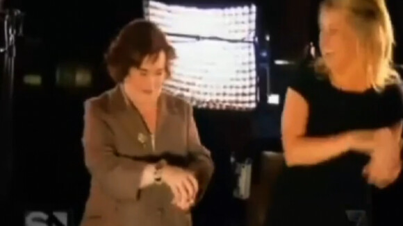 PSY : Susan Boyle en mode Gangnam Style ou la preuve que le ridicule ne tue pas (VIDEO)