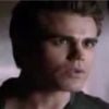 Stefan annonce la (bonne) nouvelle à Damon dans Vampire Diaries