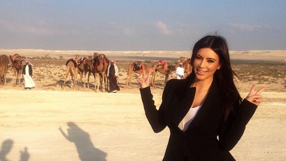 Kim Kardashian au Bahreïn : Grave en manque de Kanye West !