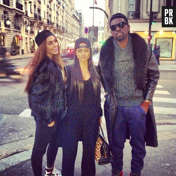 Karrueche Tran dans les rues de Paris avec ses amis !