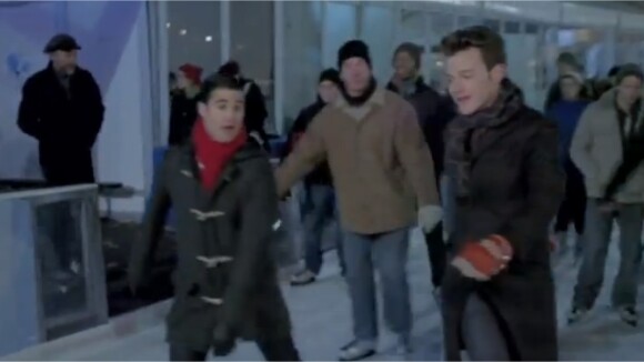 Glee saison 4 : sur la glace avec Kurt et Blaine dans l'épisode 10 ! (VIDEO)