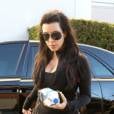Kim Kardashian va allier grossesse et sport !