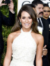 Lea Michele nous montre ses janmbes aux Golden Globes 2013