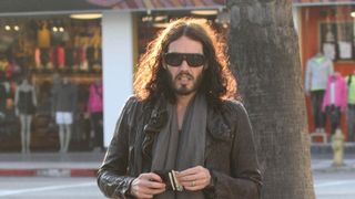 Russell Brand et Demi Moore : un voyage en Inde pas si amical