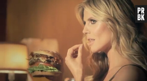 Heidi Klum est sexy quand elle mange un sandwich