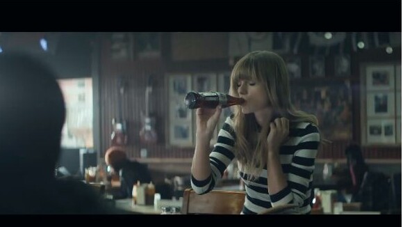 Taylor Swift : pub musicale pour Coca-Cola Light