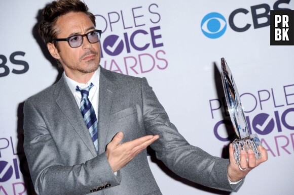 Sans Oscar, Robert Downey Jr se console avec d'autres prix