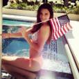 Kendall Jenner adore poser en bikini