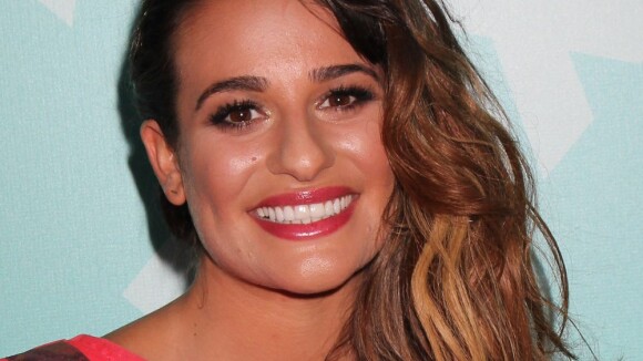 Lea Michele ultra bronzée, Demi Lovato blonde : duo sexy pour l'Upfront FOX