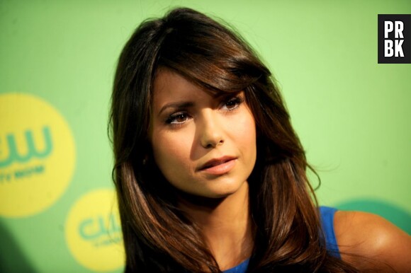 Nina Dobrev rayonnante lors des Upfronts de la CW le 16 mai 2013
