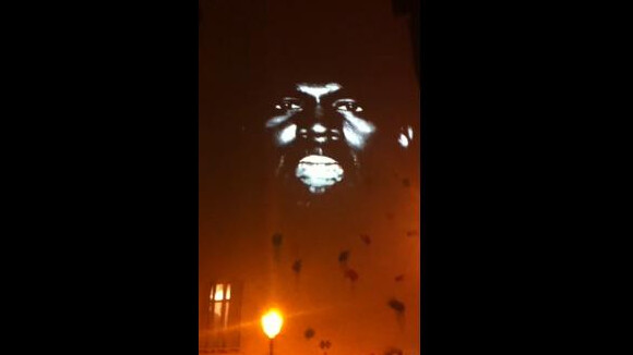 Kanye West : New Slaves projeté à Paris, revivez l'expérience en vidéos