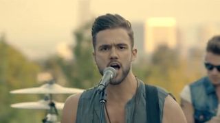 Lawson : Brokenhearted, le clip en mode rupture avec B.o.B