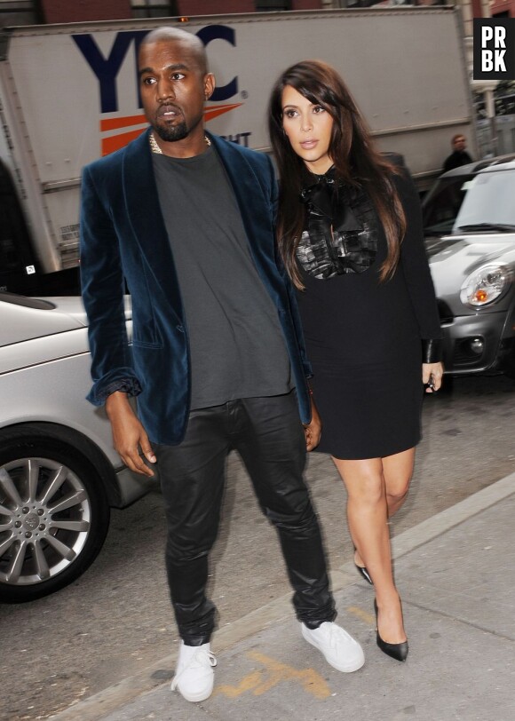 Kim Kardashian enceinte et abandonnée par Kanye West le jour de son accouchement ?