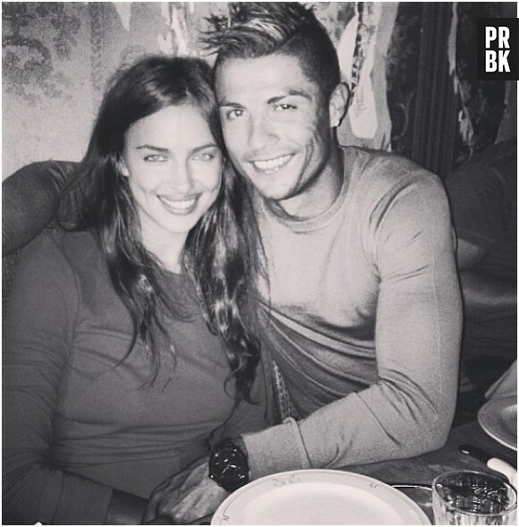 Cristiano Ronaldo et Irina Shayk, tout sourire en vacances en juin 2013