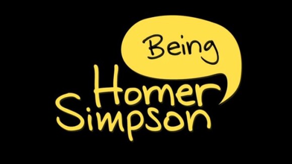 Les Simpson : Being Homer Simpson, le doubleur d'Homer, Bérangère Krief et Arnaud Tsamere dans un court métrage poilant