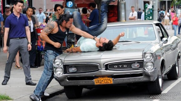 Taylor Lautner tabassé en pleine rue... pour son prochain film