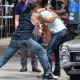 Taylor Lautner en plein tournage de son nouveau film à New York le 24 juin 2013.