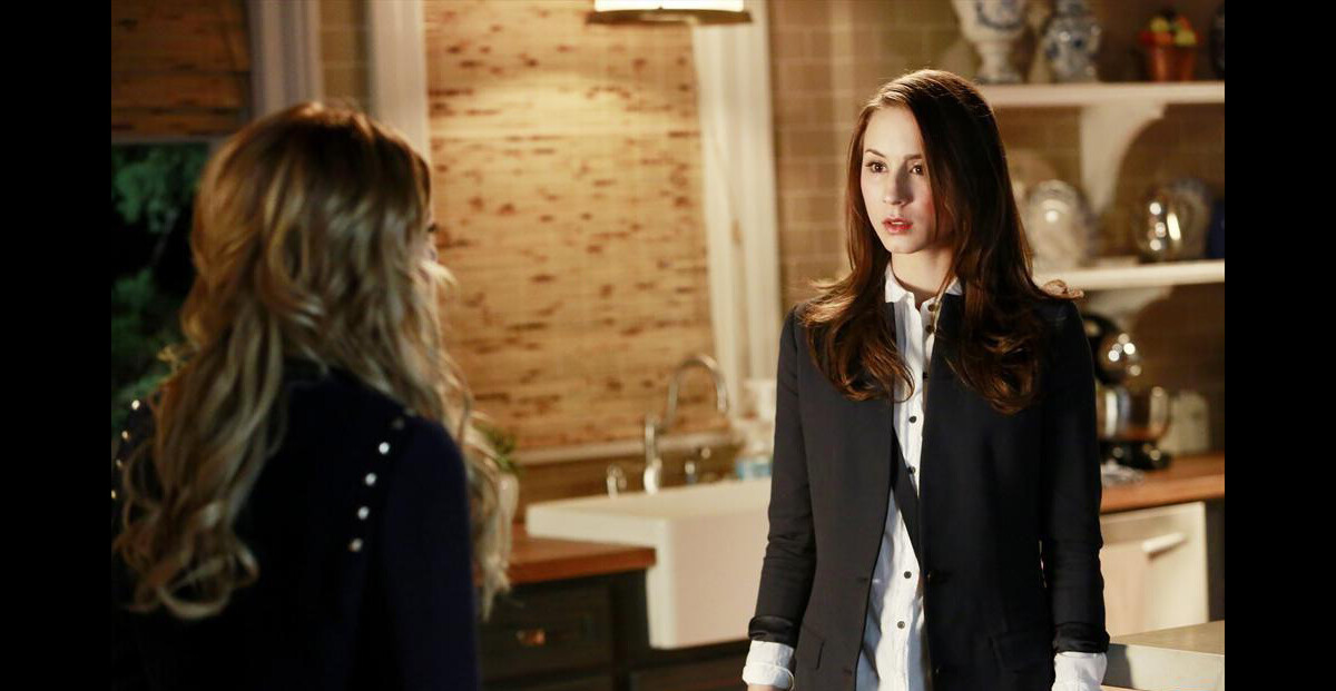 Photo : Pretty Little Liars saison 4 : Spencer confrontée à Melissa