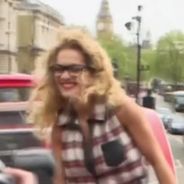Rita Ora : pétillante égérie de Material Girl choisie par Madonna (VIDEO)