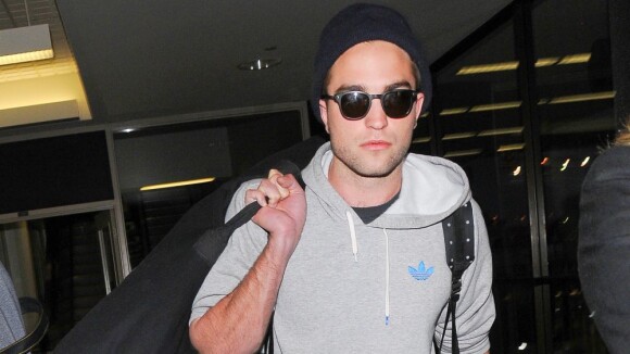 Robert Pattinson : Kristen Stewart remplacée ? Une photo de bisou sème le trouble