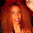 Afida Turner dans des tenues extravagantes sur Twitter.