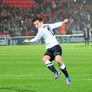 Louis Tomlinson footballeur professionnel : le One Direction signe avec le club de Doncaster