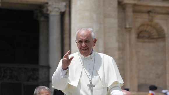 "Allô ! Ici le pape François", (fausse) surprise pour un jeune homosexuel français