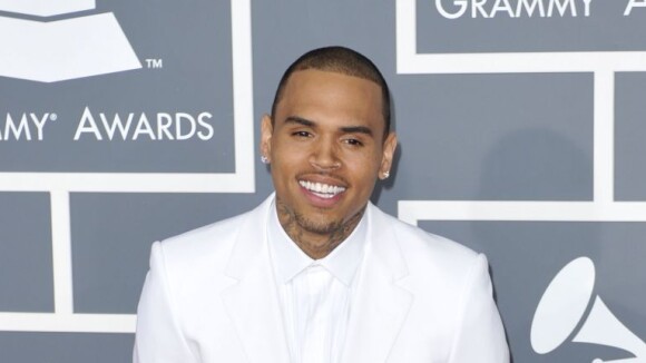Chris Brown : Frank Ocean l'attaque via un t-shirt "Stop aux violences domestiques"