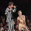 Miley Cyrus se lâche sur la scène des MTV VMA 2013