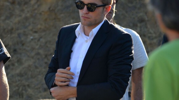 Robert Pattinson : collectionneur de costumes plutôt que de copines
