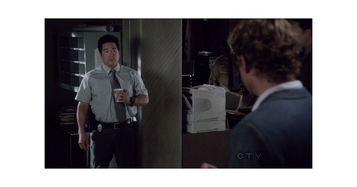 Mentalist saison 5 : Jane rencontre l'équipe pour la première fois dans