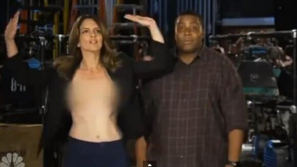 Tina Fey : après son téton aux Emmy, ses seins pour le SNL