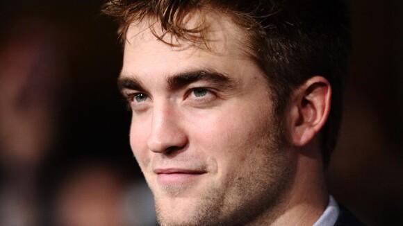 Robert Pattinson : "en couple depuis un ou deux mois" avec Dylan Penn