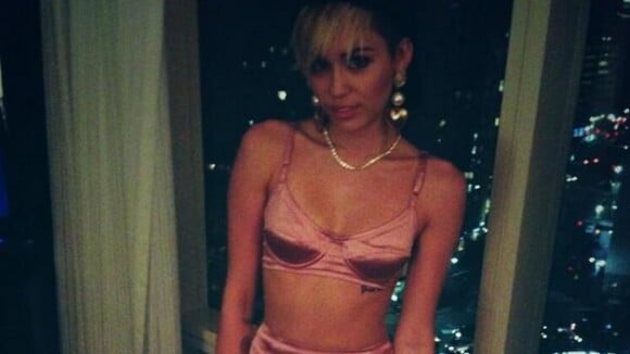 Miley Cyrus actrice porno pour 1 million de dollars ?