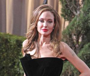 Angelina Jolie se transforme en méchante pour Disney