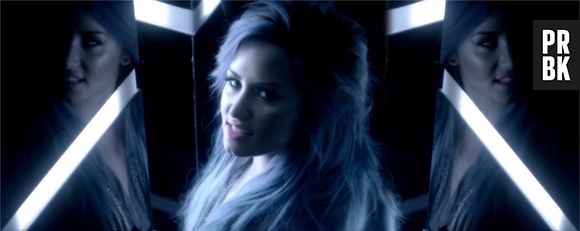 Demi Lovato dans le clip de Neon Lights