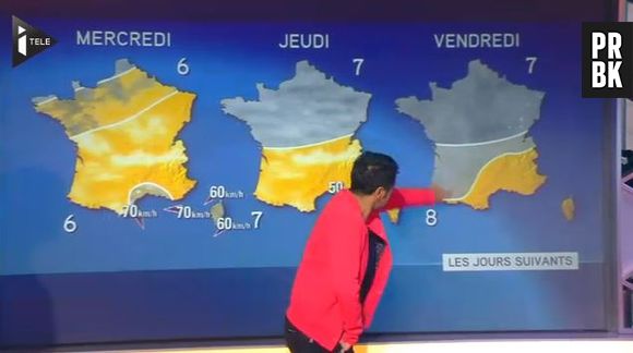 Jamel Debbouze en miss Météo sur le plateau de l'émission Team Toussaint sur iTélé, le 26 novembre 2013