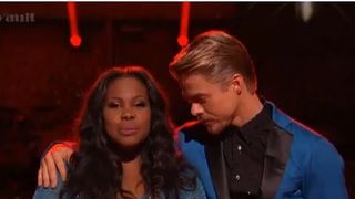 Amber Riley gagnante de Danse avec les stars US : le cast de Glee la félicite