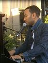 John Legend : concert sauvage dans une rue de Los Angeles, novembre 2013