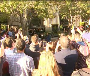 John Legend : concert improvisé dans une rue de Los Angeles