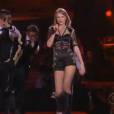 Taylor Swift : un show sexy pour la cérémonie des nominations des Grammy Awards 2014