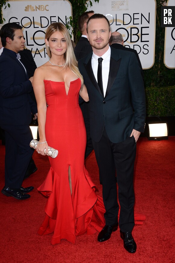 Golden Globes 2014 : Aaron Paul et sa femme sur le tapis-rouge le 12 janvier 2014 à Los Angeles