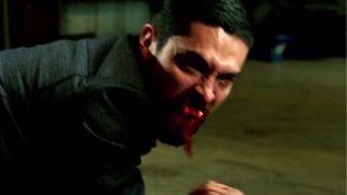 From Dusk Till Dawn : bande-annonce sombre du remake en série d'Une nuit en enfer