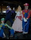 Noman, La Ferme Jérôme, Hugo Tout Seul, Cyprien déguisés en personnages du jeu vidéo Mario Bros