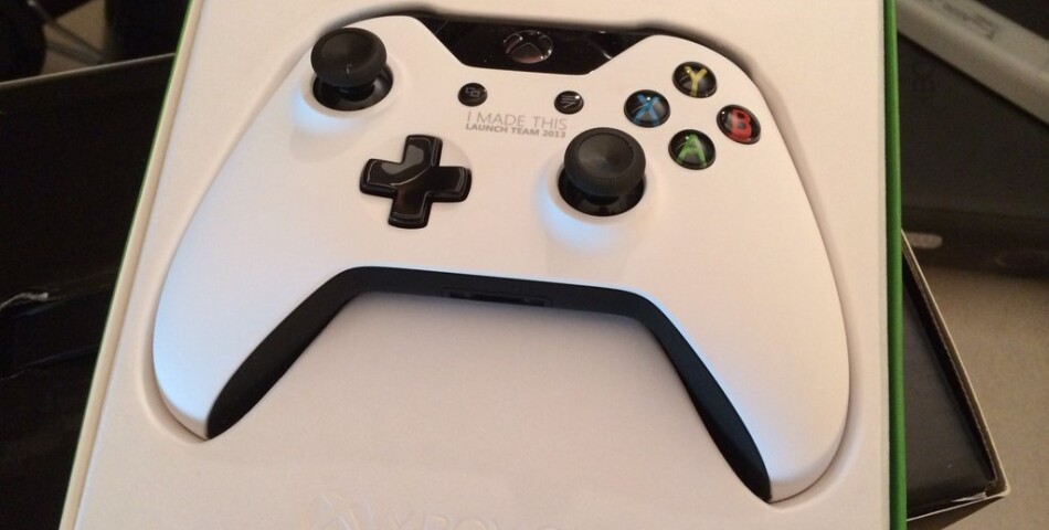 Xbox One blanche : un modèle vendu 2000€ sur eBay