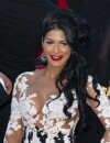 Ayem Nour prend la pose sur le tapis rouge du Festival de Cannes, le 16 mai 2014 