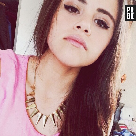 Sofh Solares alias sofhblumore est le sosie officieux de Selena Gomez sur Instagram