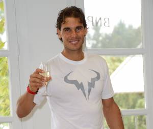 Rafael Nadal heureux de c&eacute;l&eacute;brer son anniversaire &agrave; Roland Garros 2014