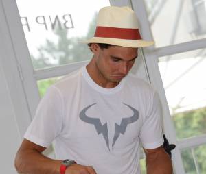 Rafael Nadal heureux de c&eacute;l&eacute;brer son anniversaire &agrave; Roland Garros 2014
